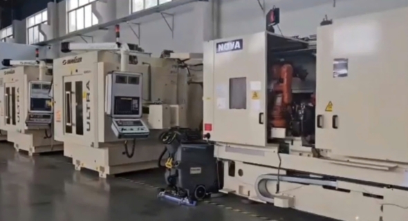 Máy CNC Hiện đại - số lượng có hạn