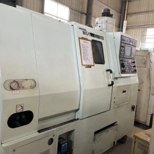 Máy tiện Wia L 210A - ĐÃ QUA SỬ DỤNG