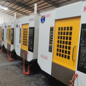 Trung Tâm Gia Công Dọc RUNXING HS-T500 - Gần như mới