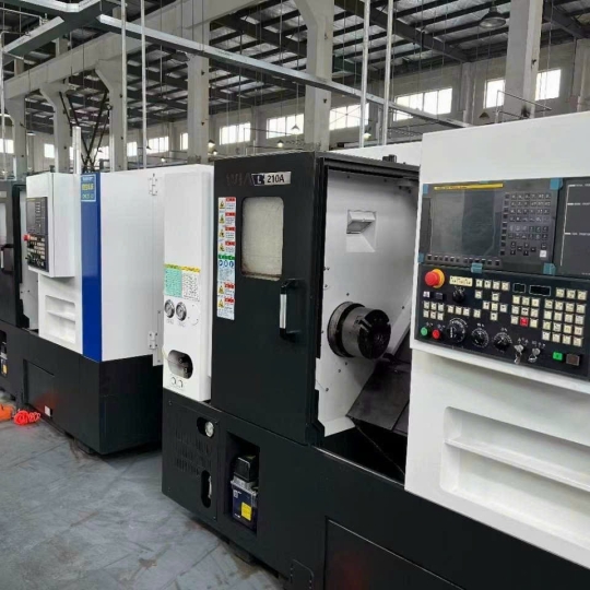 Máy Tiện CNC Huyndai WIA L210A Hàn Quốc - Đã Qua Sử Dụng