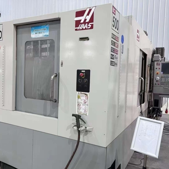Máy phay CNC Hass EC-500 qua sử dụng 
