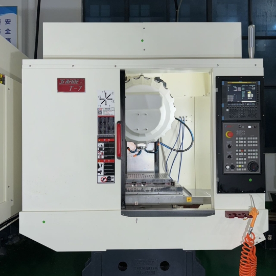 Máy khoan và khai thác Qiao Feng T7 - máy qua sử dụng