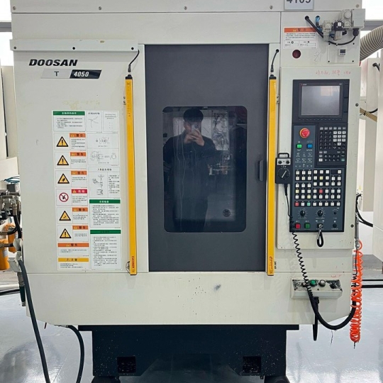 DOOSAN T4050 - MÁY QUA SỬ DỤNG