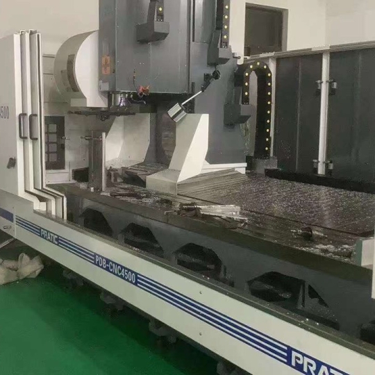 Máy phay CNC Pratic 4500 đã qua sử dụng 