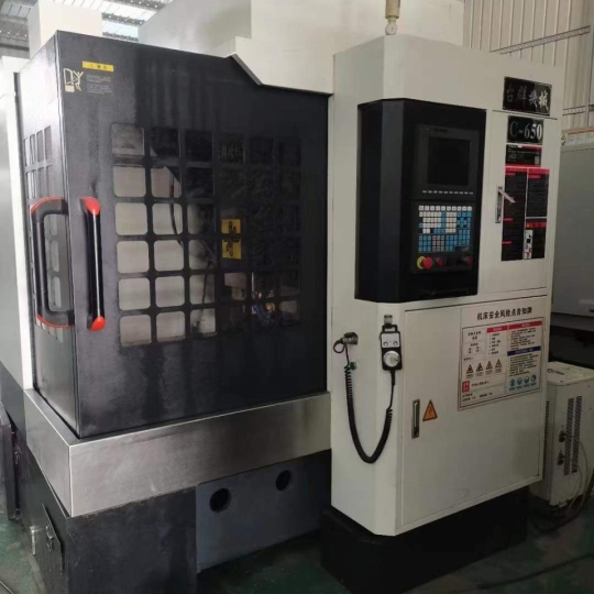 Máy điêu khắc Taikan C-650 giá rẻ hàng thanh lý 