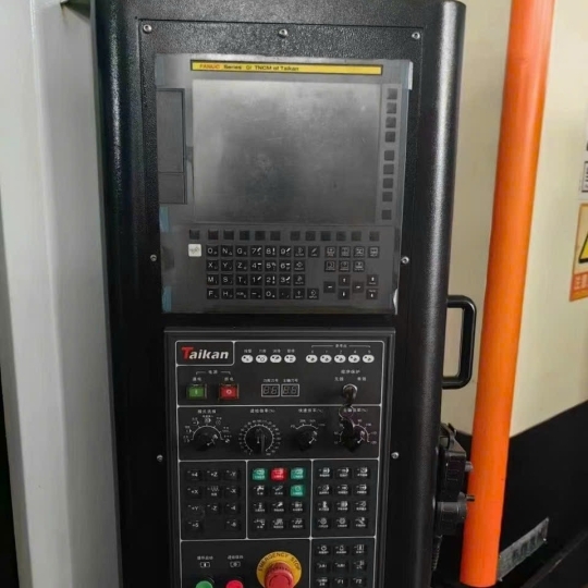 Thanh lý trung tâm gia công T-V850