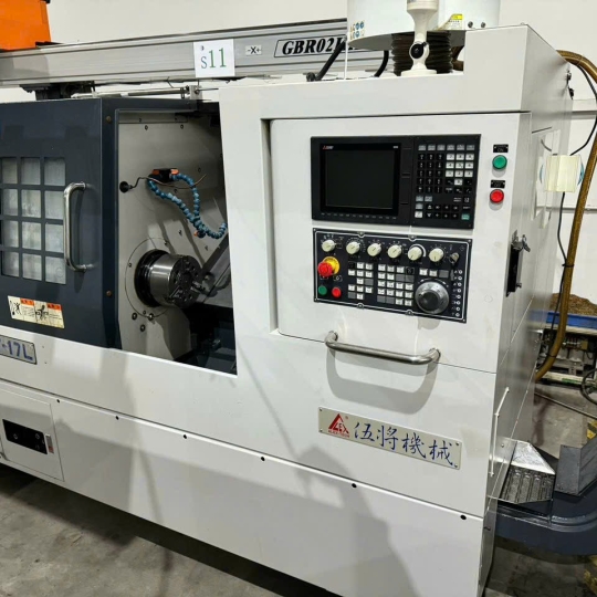 Máy Tiện Hạng Nặng Wujiang VT-17L Của Taiwan - Đã Qua Sử Dụng
