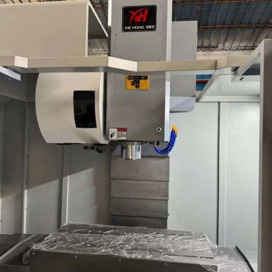 Máy phay XH-1160 - NEW
