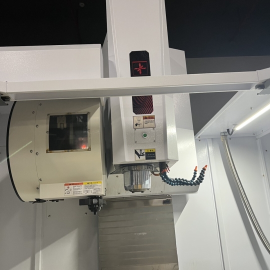 MÁY PHAY CNC VMC - V1165 NEW 100%