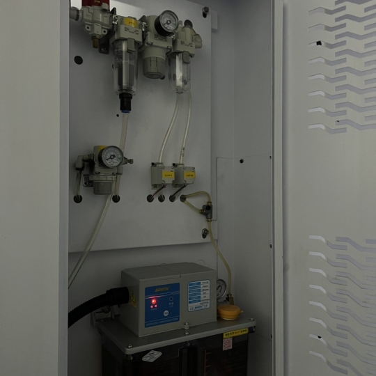 MÁY PHAY CNC VMC - V1165 NEW 100%