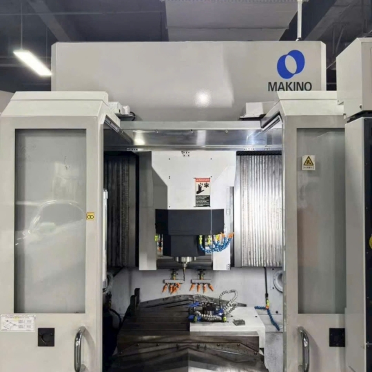 Nâng Tầm Gia Công Chính Xác Với Trung tâm gia công Makino V33i