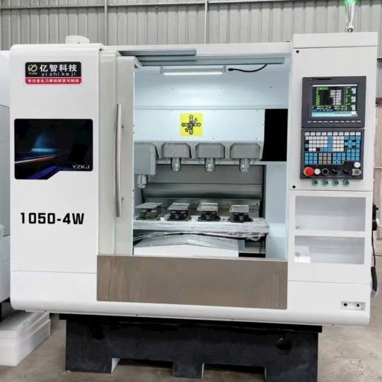 Máy khắc CNC 4 đầu - New 100%