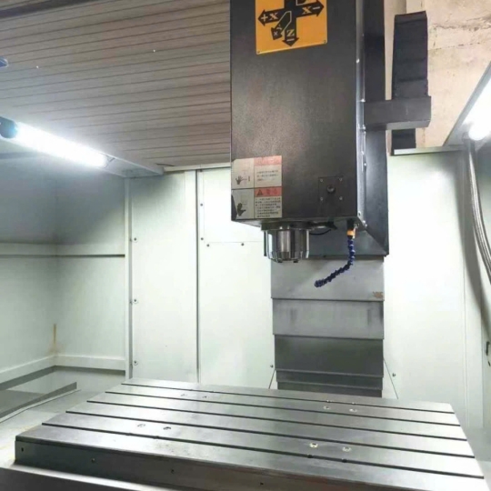 Máy Phay Taikan T-12L – Giải Pháp Hoàn Hảo Cho Công Nghệ Gia Công Tiên Tiến