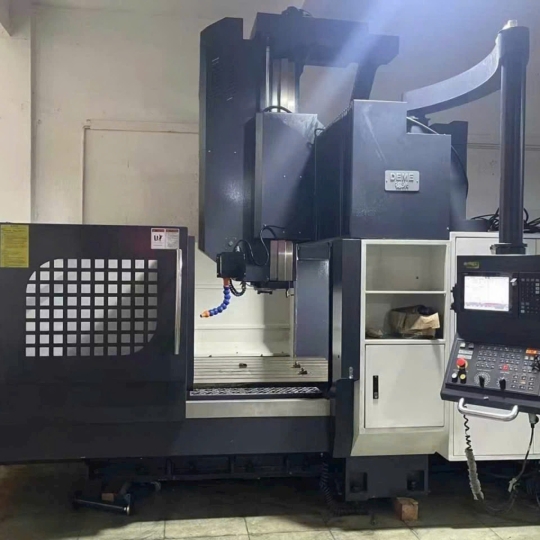 Giới Thiệu Máy Trung Tâm Gia Công DM-1613LZ gần như mới