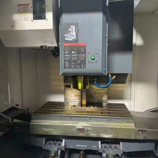 Tối ưu hóa quy trình sản xuất của bạn với Máy Trung Tâm Gia Công Dọc MV-856!