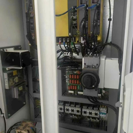 Máy Phay Hạng Nặng Gamma HV-1000L – Sức Mạnh Gia Công Tối Ưu Từ Đài Loan