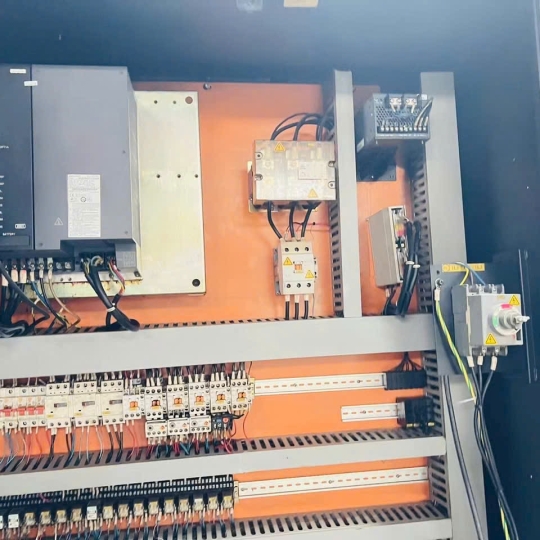 Doosan DT400 – Lựa chọn hoàn hảo cho gia công chính xác