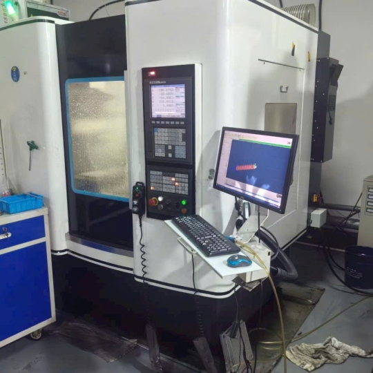 Giới thiệu về Máy Mài Dao Cụ 5 Trục