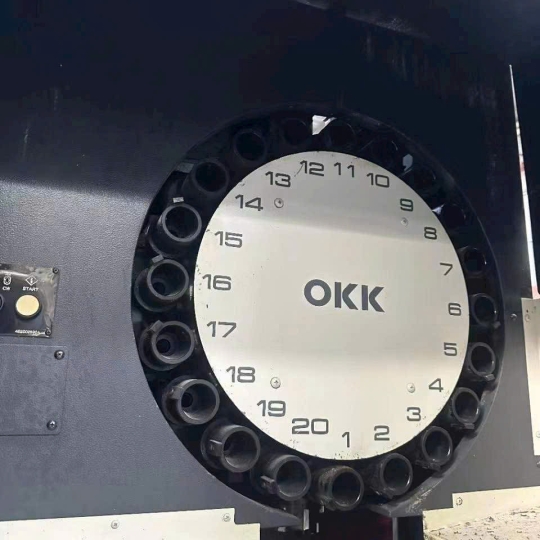 Trung tâm gia công dọc OKK VMSIII