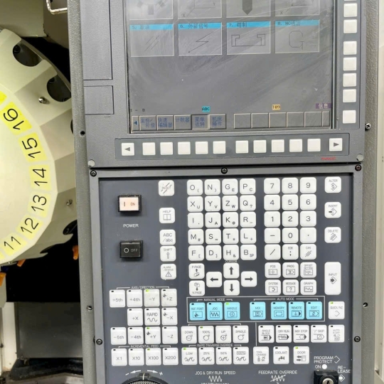 Máy phay Fanuc Robodrill D21MIA