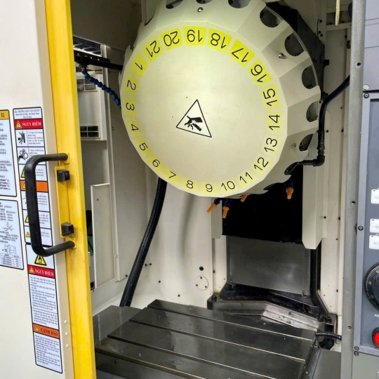 Máy phay Fanuc Robodrill D21MIA