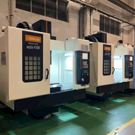 Trung tâm gia công đứng Mazak VCN-410A 
