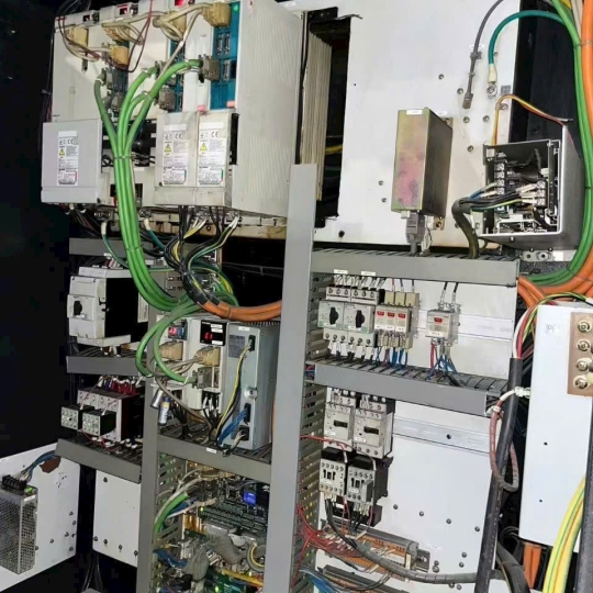 Trung tâm gia công đứng Mazak VCN-410A 